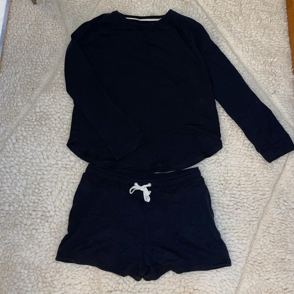 THREAD & SUPPLY SWEAT SHIRT AND SHORT - TAGS ON